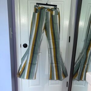 Women’s, Large, ultra flare jeans
